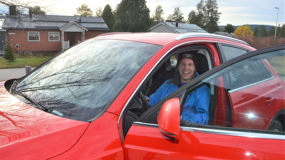 Han trodde det var en omöjlighet men sedan i december 2019 kör Johan Lindroth bil.