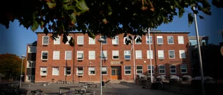 Gymnasieklass skickas hem – personalgruppen sjuk