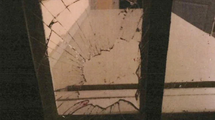 Det var i våras som en verksamhet i Vadstena utsattes för skadegörelse då flera fönster slogs sönder.
