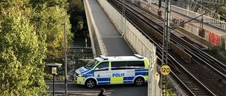 Två häktade för mord på bro i Stockholm