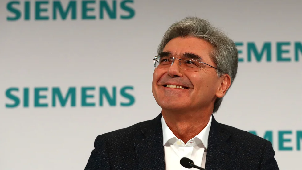 Tyska Siemens, med koncernchef Joe Kaeser, rapporterar om räkenskapsåret som avslutades i september. Arkivbild