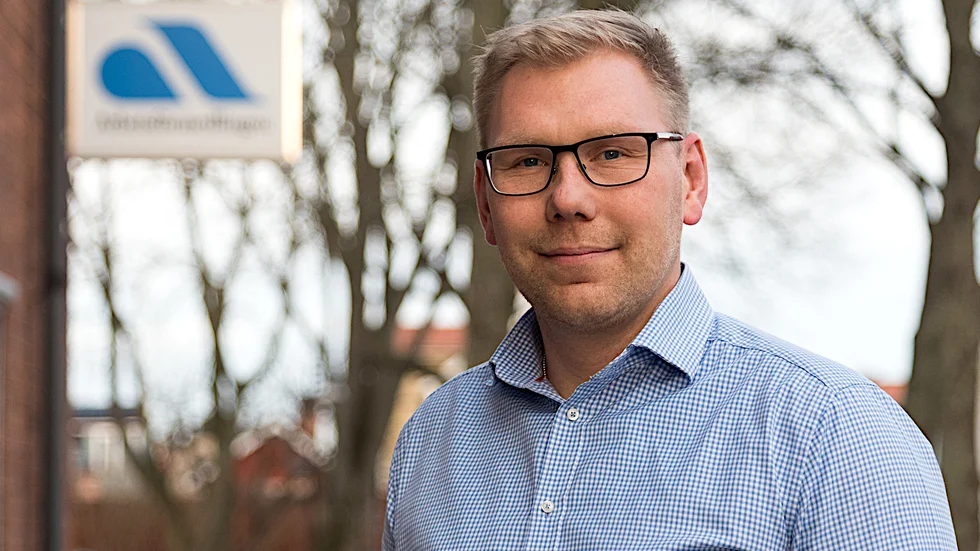 "Jag är i ständig dialog med Robert Andersson och Lars-Erik Rönnlund på Hultsfreds kommun om hur vi ska parera arbetslösheten i kommunen, säger Michal Ulatowski, sektionschef på Arbetsförmedlingen.