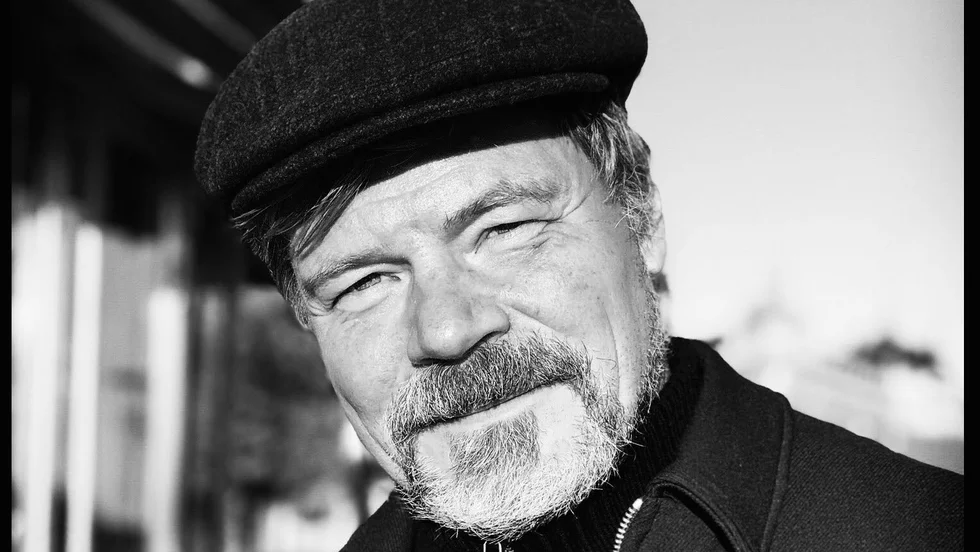 Kristoffer Leandoer (född 1962) är författare, översättare och kritiker. Hans essäbok "Mask" nominerades 2010 till Augustpriset. Han var 2018–2019 extern ledamot av Svenska Akademiens Nobelkommitté.