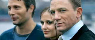 Daniel Craig tar tårfyllt farväl till Bond