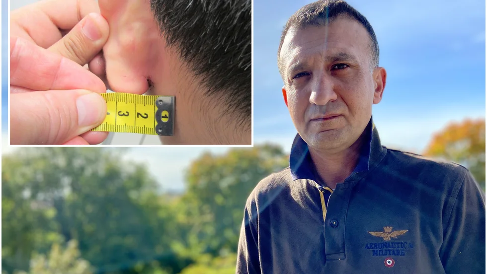 13-åringens pappa George Ay ger inte mycket för polisernas förklaringar. "Det är klassisk förnedring av min son. Vill du förnedra någon tar du honom i örat", säger han.