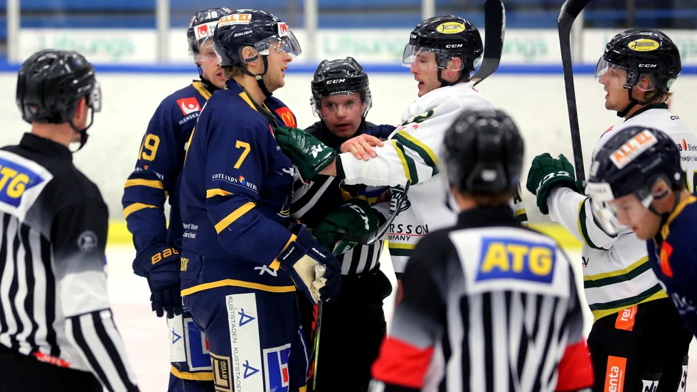 Lukas Carlsson som vi minns honom. Mitt i gröten.