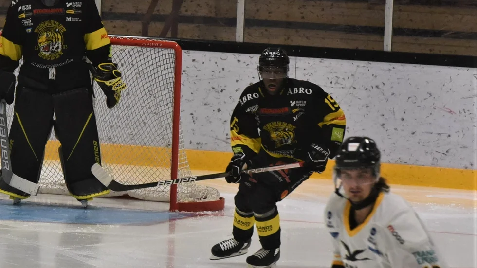 Hugo Enock hoppas kunna vara tillbaka i spel för Vimmerby Hockey inom en snar framtid.