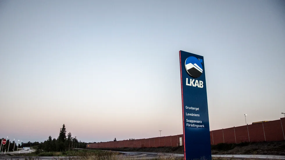 LKAB har anmält ett allvarligt tillbud i gruvan i Svappavaara. Två entreprenörer befann sig i sprängzonen under pågående sprängning. 