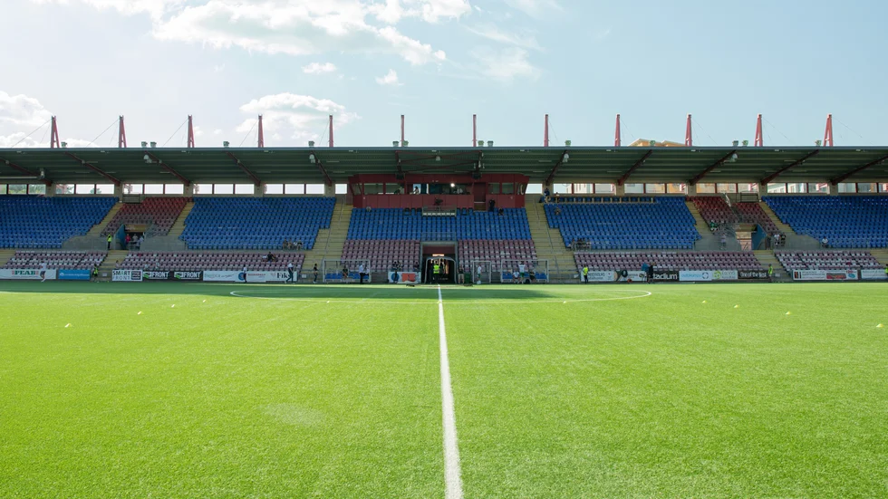 Hur tänker Fritid Eskilstuna och politikerna angående den nya prioriteringen av Tunavallen?  Inte alls, som många ser det, skriver Sören Karlsson.