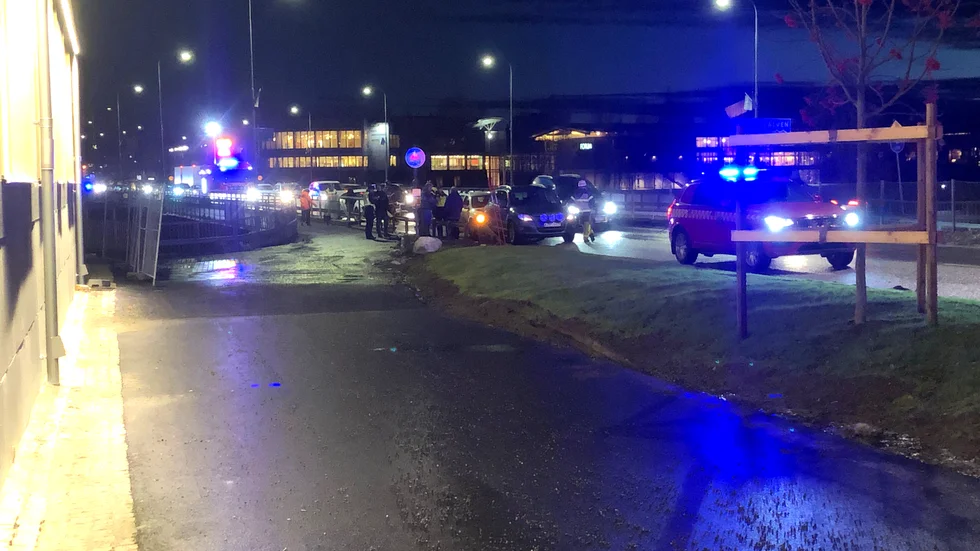 Trafikolycka i centrala Skellefteå. Flera bilar inblandade.