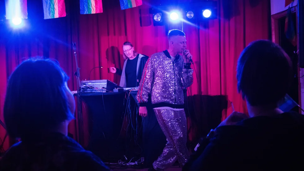 Familjen, känd från bland annat tv-programmet "Så mycket bättre" uppträdde på Boden Pride.