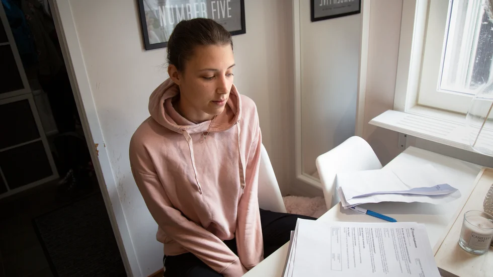 Insändarskribenten blev berörd av reportaget om Sandra Nordin och ifrågasätter hur man kan ta av en sjukskriven ung mamma hennes låga ersättning. (Arkivbild)