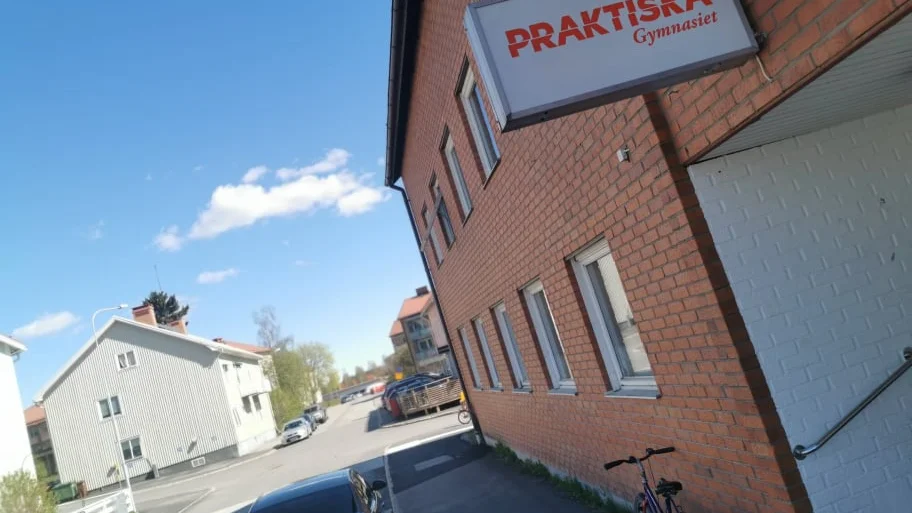 Praktiska gymnasiet i Skellefteå tvingas åtgärda flera allvarliga fel i sitt transportprogram efter en granskning av Transportstyrelsen.