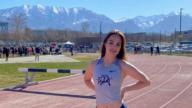 Gabriella Holmström är hemma från college i USA och kommer nu att tävla flitigt på hemmaplan för att försöka kvala in till U23-EM.