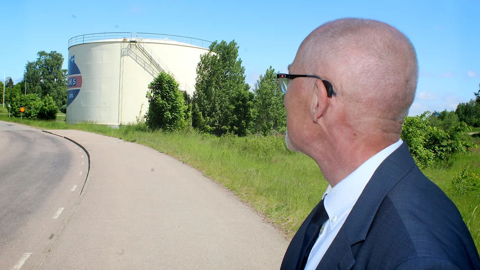 Ostcisternen dyker nu upp som ett möjligt förhandlingsalternativ i tvisten mellan Arla och Boxholms kommun. Den ägs av Arla, men kommunen kan tänka sig att ta hand om den.