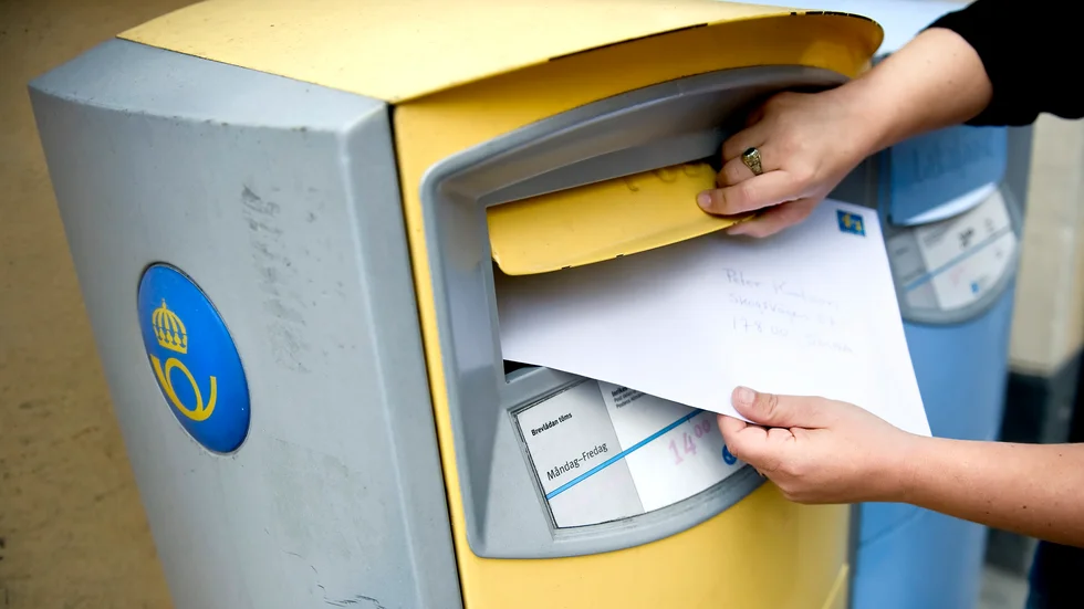 Intäkterna på brevverksamheten dyker och Postnord anser sig tvingade att agera utifrån de nya förutsättningarna.