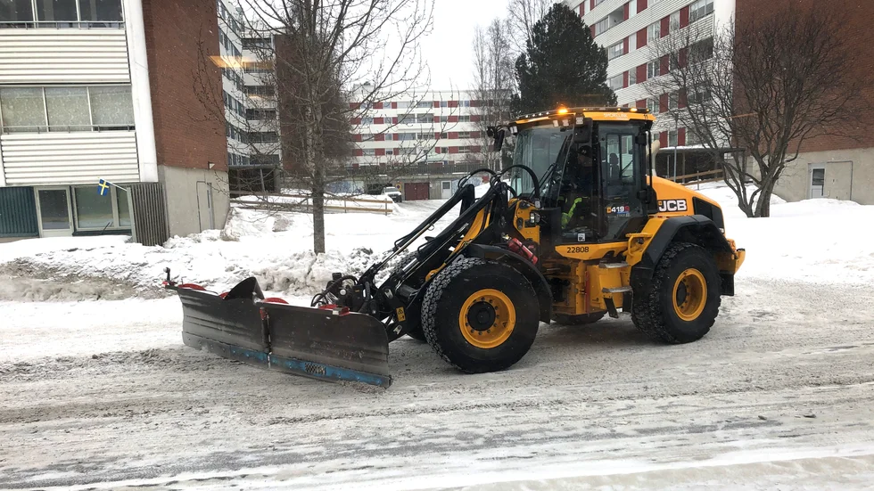 Snöröjningen fortsätter att engagera läsarna.