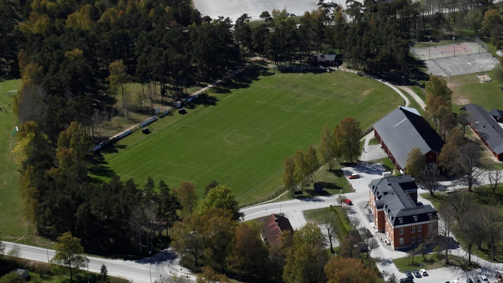 Fotbollsplanen Visborgsvallen.