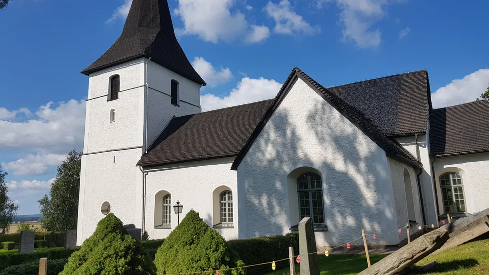 Under decennier av socialdemokratiskt styre har Svenska kyrkan utvecklats till en vänsterliberal opinionsbildare där klassisk kristen tro trängts bort. Konsekvensen är en medlemsflykt i rasande takt. 