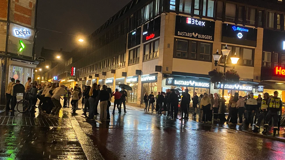 Jag förstår att det som elev känns orättvist att behöva klä skott för tidigare års nollningar. Det är inte ni som är problemet, menar insändarskribenten.