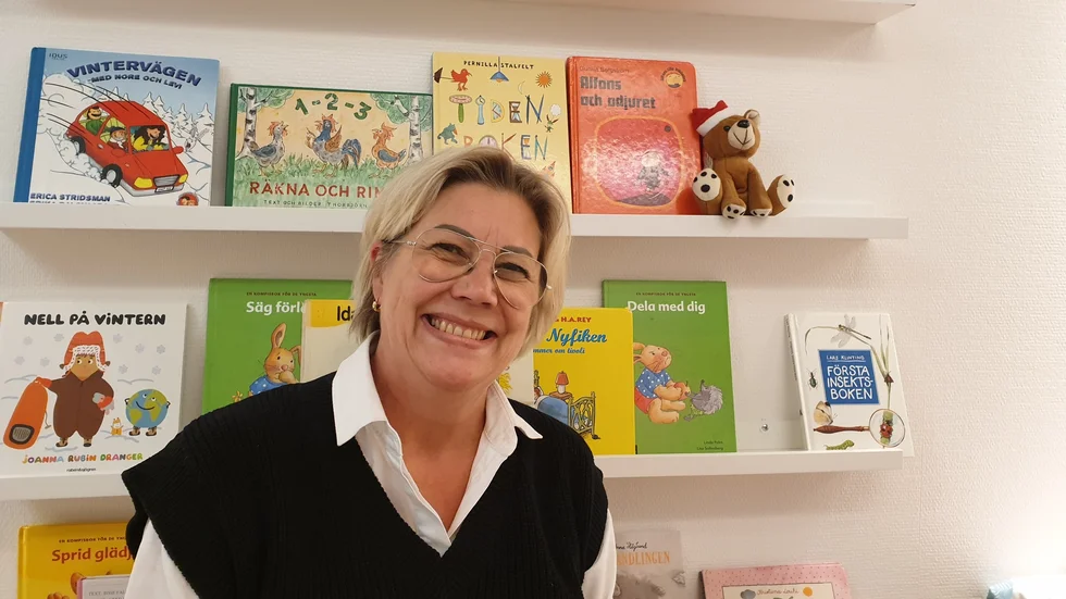 Förskolläraren Johanna Enbuske Lind ska lära ut finska till förskolebarn.