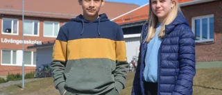 Stark kritik mot trafiksituation utanför skola – nu protesterar eleverna: ”Det är väldigt oroligt”