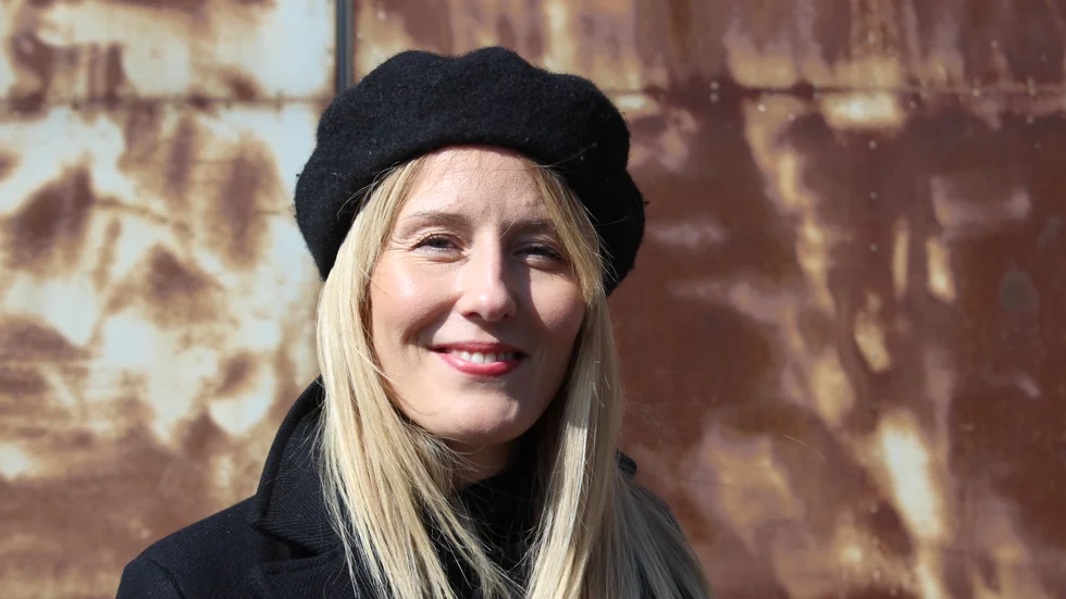 "En oslipad diamant." Så uttrycker sig Ann- Sofie Löw om gamla gjuteriet som finns innanför den vackert rostfärgade porten. 