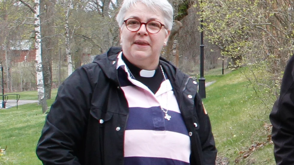 Marina Balado är kyrkoherde i Stallarholmens församling som haft problem med framför allt hjortar och vildsvin.