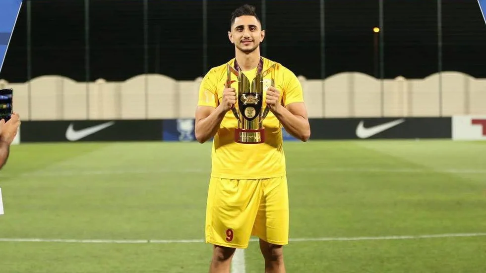 Nyköpingskillen Mahmoud Eid med cup-pokalen.