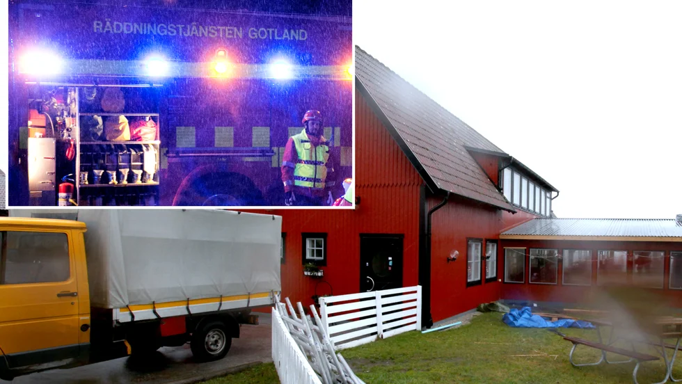  Räddningstjänsten på Gotland har åkt med tre styrkor till Katthammarsvik då man misstänker brand i rökeriet.