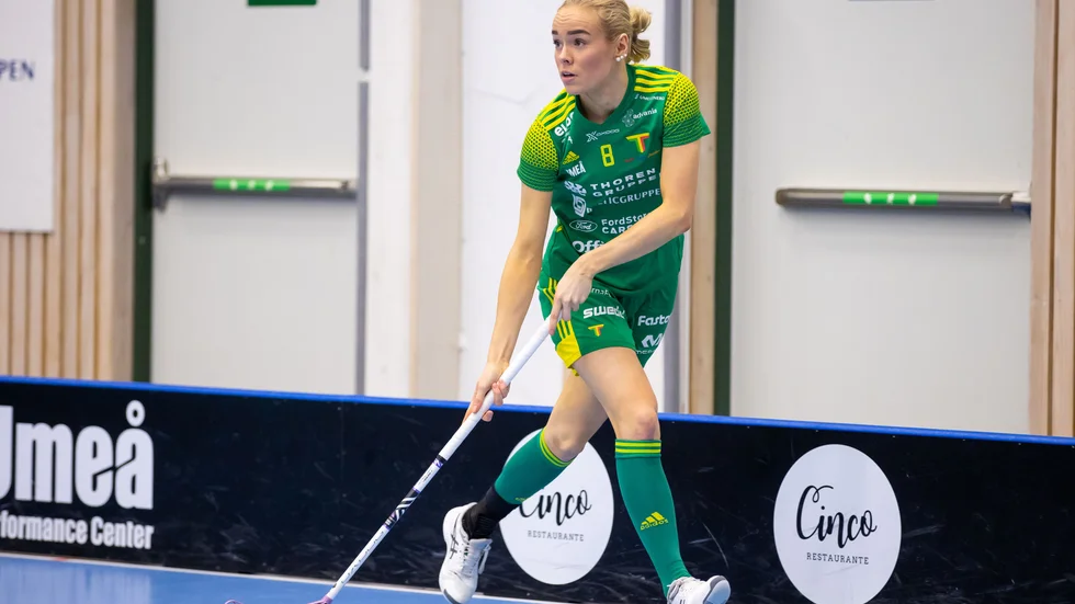 Sandra Boric Svärd är rightare och numera stabil back på allra högsta nivån i sitt nya Umeålag Team TG. Vasst skott hade hon redan i Trosa Edanö.