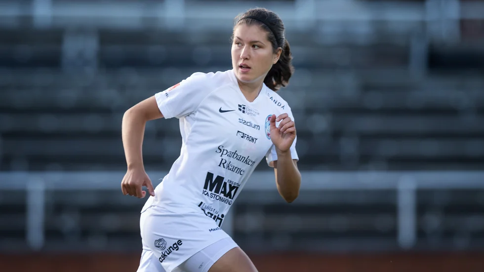 Eskilstunas Loreta Kullashi gjorde första målet i semifinalsegern mot Umeå. Arkivbild.