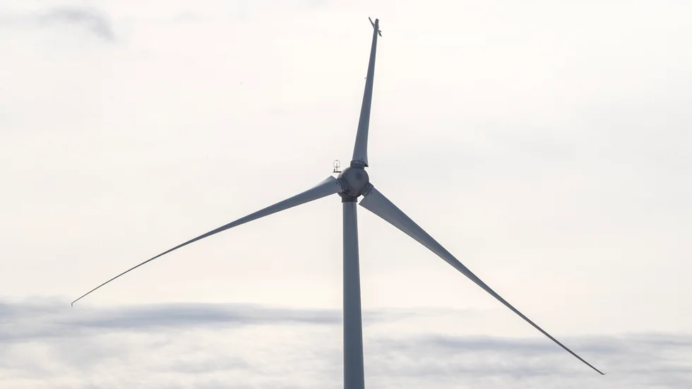 Den 21 mars gick ett av Enercons rotorblad av. Orsaken till olyckan undersöks av experter i Tyskland, men än finns inget svar på varför den bröts. 