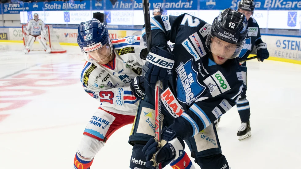 Karlskogas Gustaf Thorell gjorde tre mål mot Björklöven. Arkivbild.