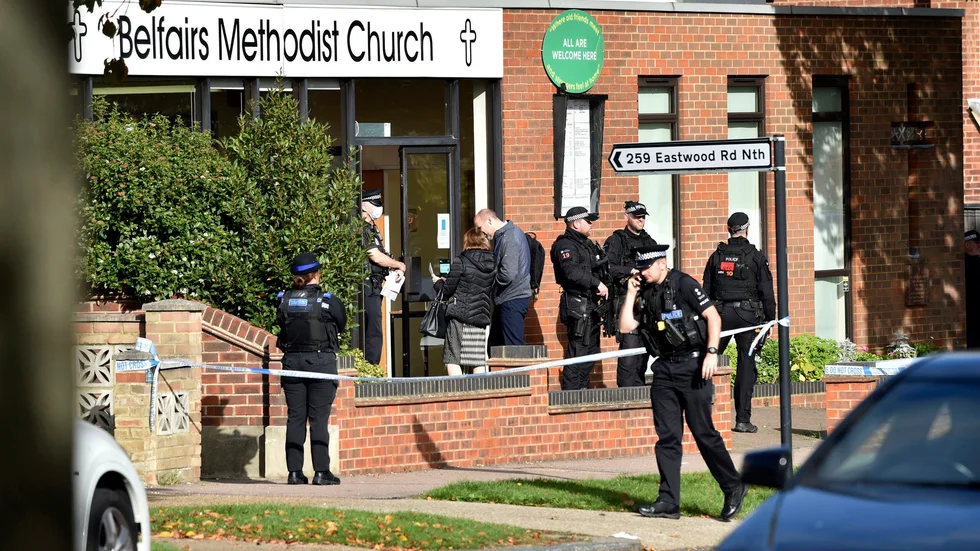 En man har gripits efter knivattacken, uppger polisen.