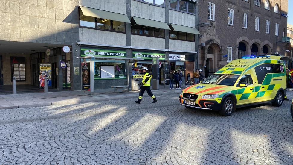 En olycka inträffade vid Fristadstorget i Eskilstuna på onsdagsförmiddagen.