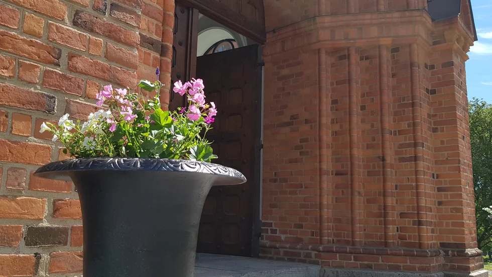 Stora kyrkan är öppen varje dag fram till och med vecka 32.