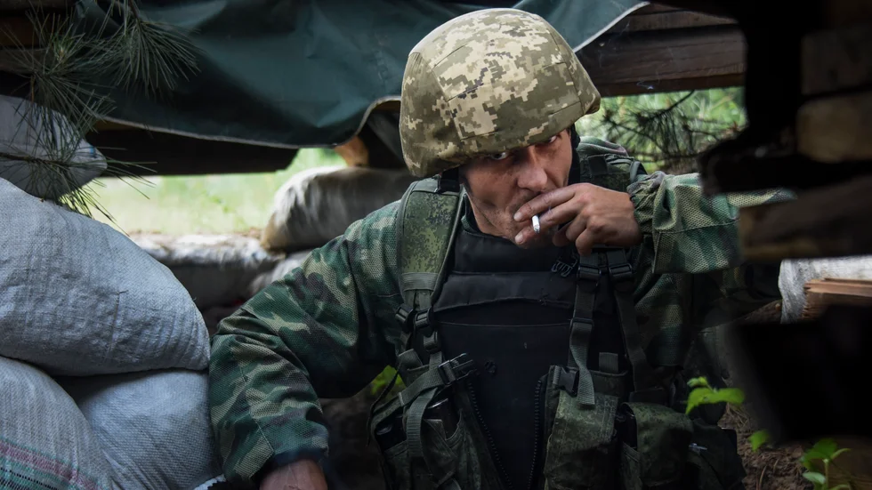 En ryskstödd separatist i östra Ukraina. Arkivbild.