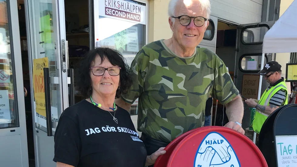 Birgit och Björn Bergenbrant driver butiken i Skärblacka tillsammans.