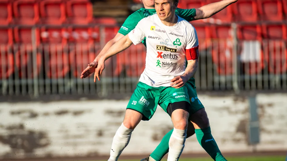 Robin Gälman och Baik jagar fortfarande nytt kontrakt.