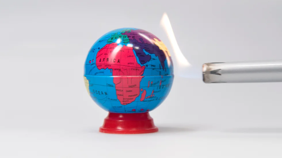 "Trots att läget är akut visar Klimatpolitiska rådets rapport att EU håller tempot i klimatarbetet uppe medan Sverige har halkat efter rejält".