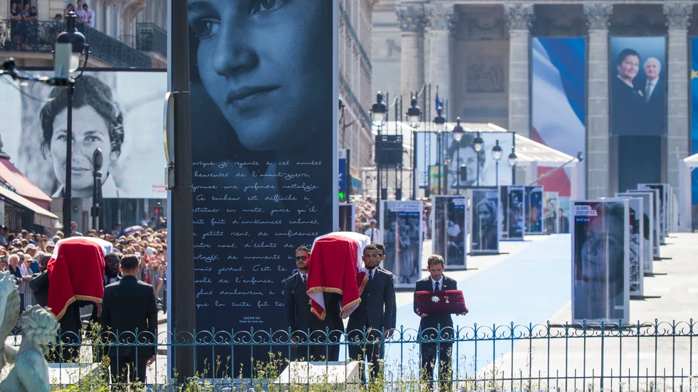 Simone Veil, Förintelseöverlevare, fransk hälsominister och talman i Europaparlamentet, lades 2018 till sista vilan i Panthéon, ett mausoleum i Paris tillägnat framstående medborgare. Arkivbild.