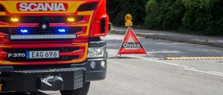 Bil körde ut på åker i Katrineholm: "Har gått av vägen av okänd anledning"