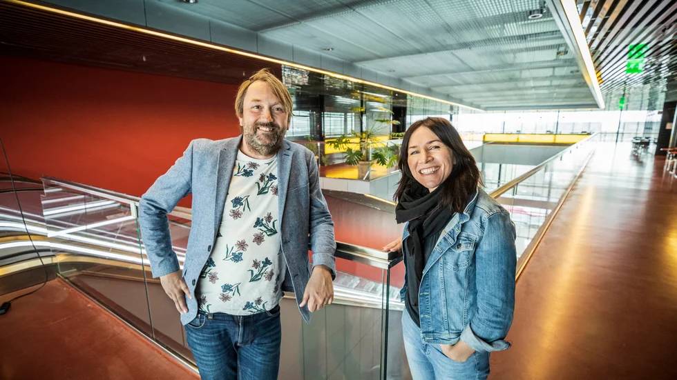 "Vi vill vara Uppsalabornas sällskap", säger Niklas Skeri som är programledare för direktsändningen tillsammans med Elin Sandow.