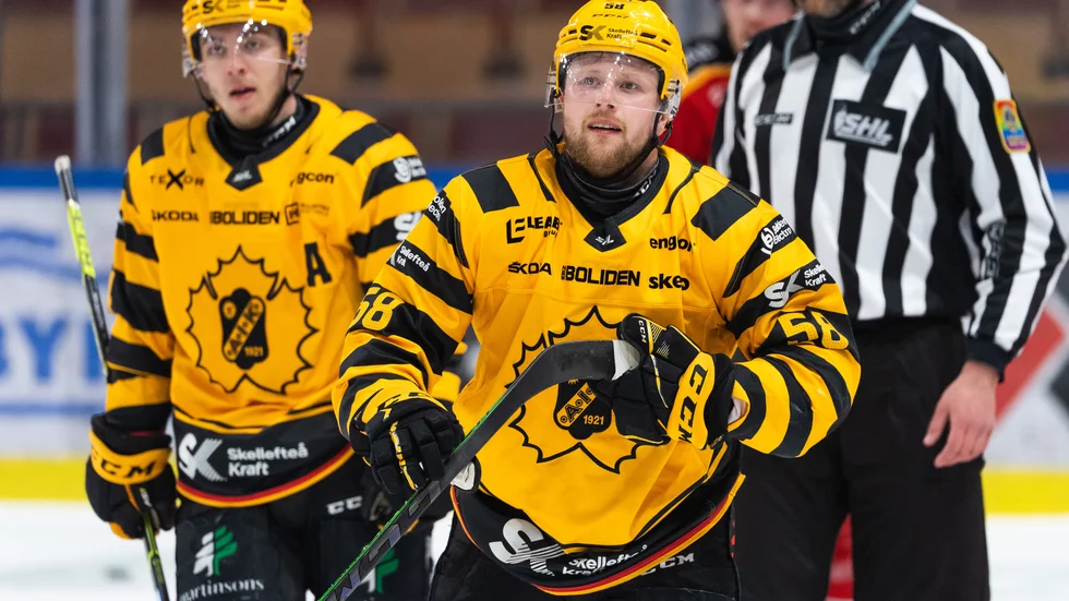 "Det är min agent som sköter allt där. Men jag vet att det har funnits ett intresse från Luleå Hockey. Det verkar samtidigt inte vara mer än så", säger Oskar Nilsson.