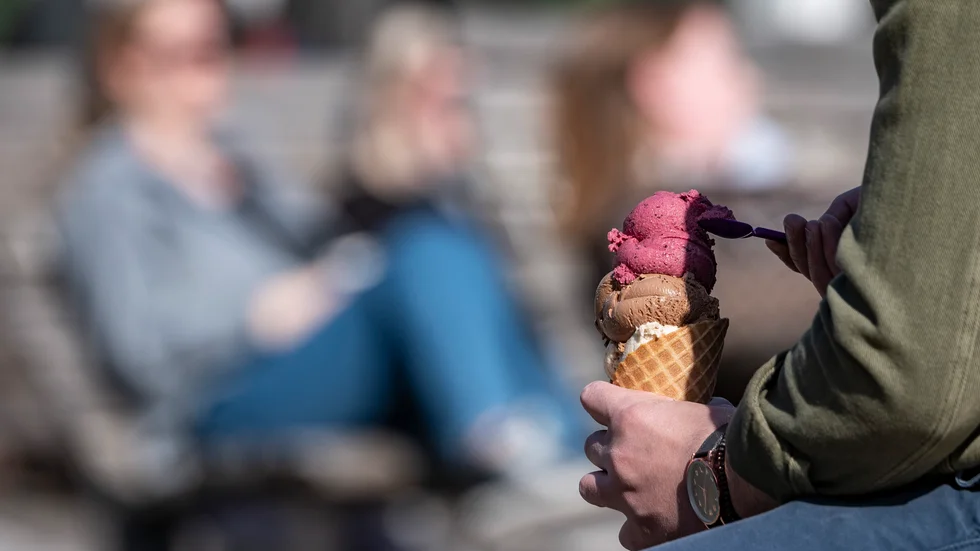 Det har varit glassväder i stort sett i hela landet. Här på Stortorget i Lund.