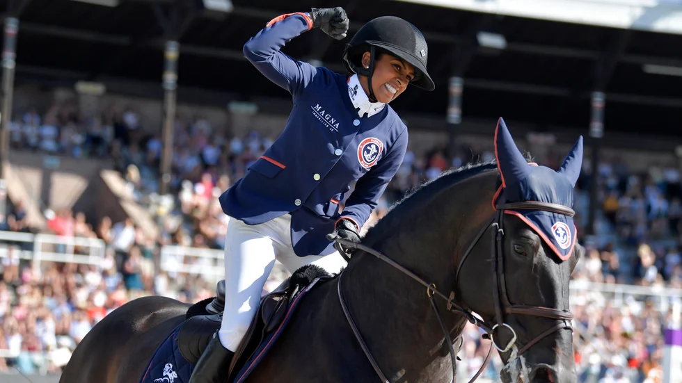 Svenskan Mathilda Karlsson lyckades vinna en överklagan och fick ställa upp i OS i Tokyo. Nu vill det internationella ridsportförbundet skärpa regler och kvalgränser för att nå OS i Paris. Arkivbild.