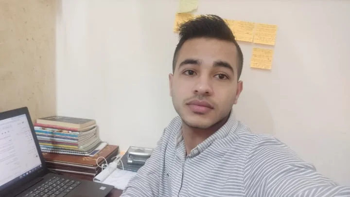 24-årige Tareq Abuhalima bor i det Hamaskontrollerade Gaza tillsammans med sin familj.
