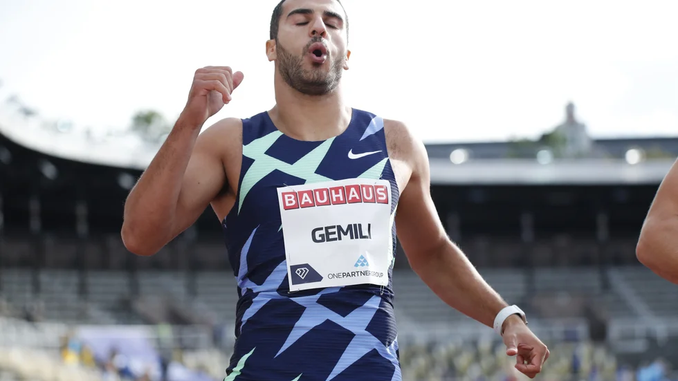 Adam Gemili säger att han tänker knäböja på OS trots protestförbud. Arkivbild.