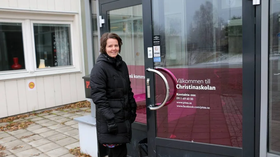 Oroad. Irja Wallmark, lärare på Christinaskolan och fackligt aktiv för Lärarnas riksförbund, är oroad över bristen på behöriga lärare i landet. Hon tror att Piteå i högre grad måste konkurrera med löner och bra arbetsförhållanden.